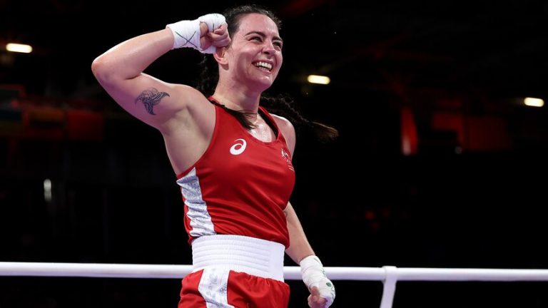 discover the arles fighters' impressive performances at the brittany boxing championships, showcasing skill, strength, and determination in the ring.